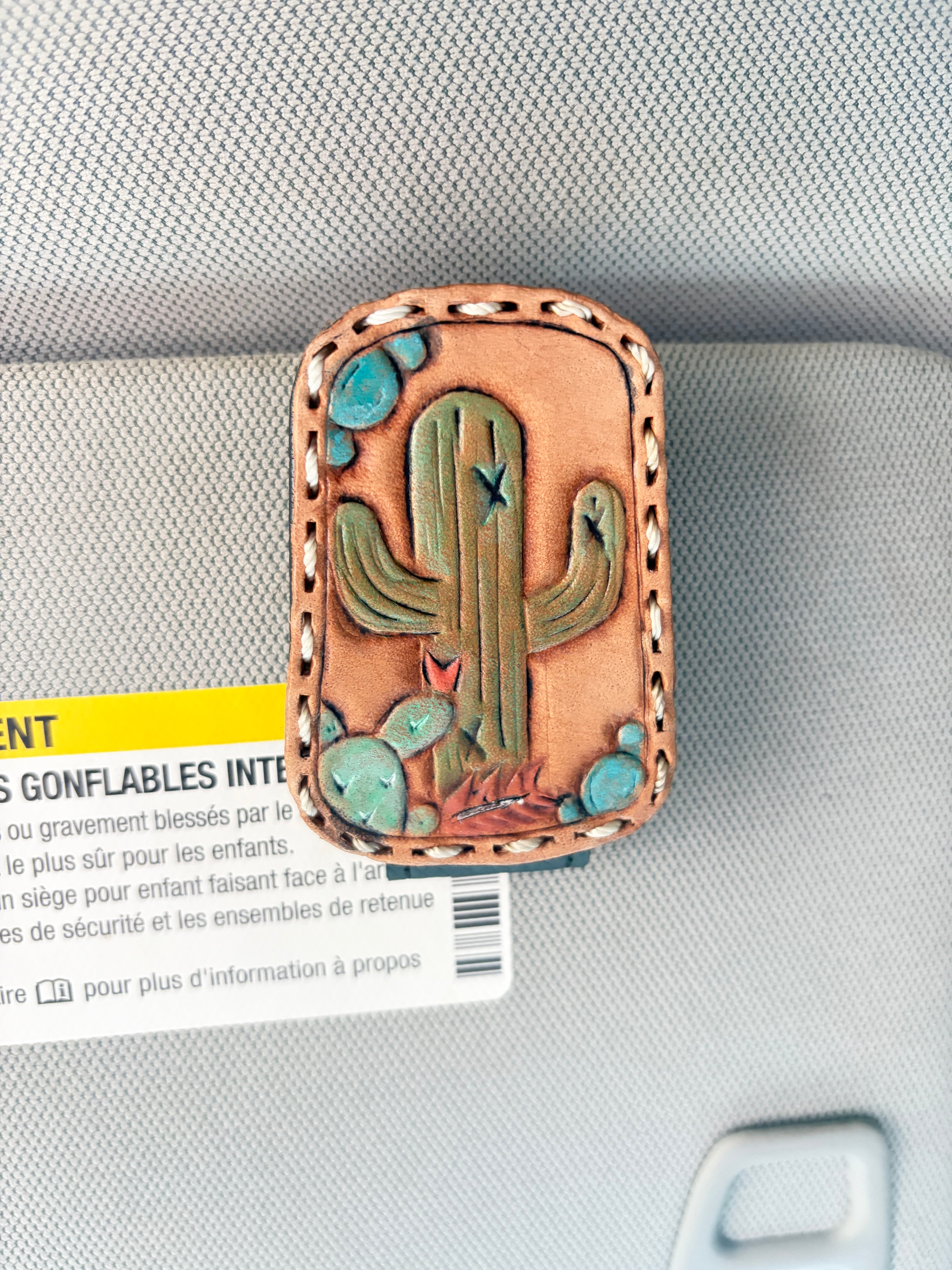 Cactus Glasses Keeper